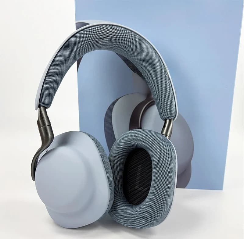 Trådløse over-ear-hodetelefoner med ANC og magnetiske øreklokker