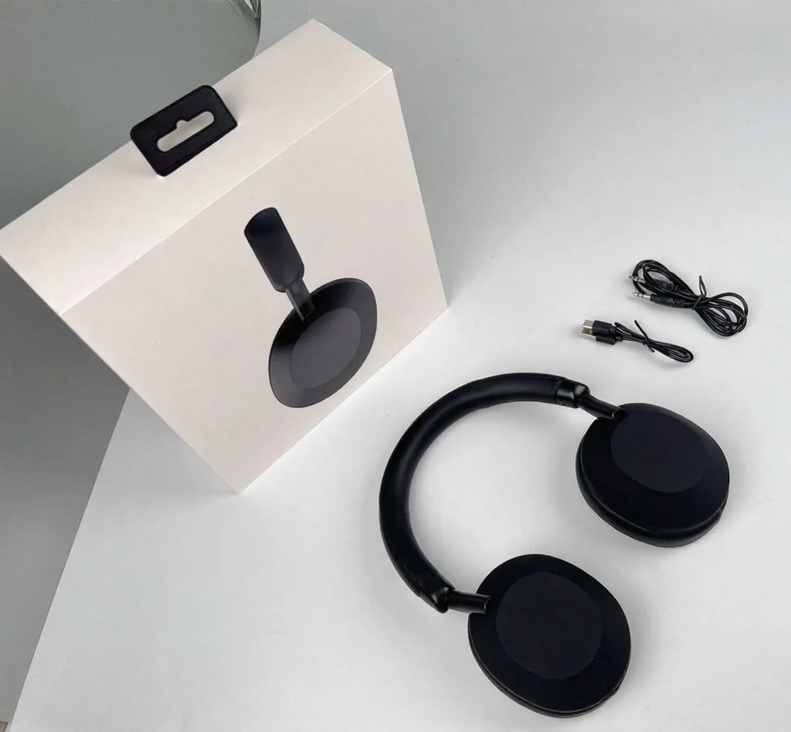 Aktiv støydemping trådløse Bluetooth-hodetelefoner over øret stereo