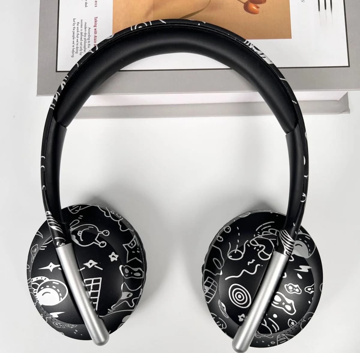 Over-øre Bluetooth-hodetelefoner med TF-kortspor og trådløs tilkobling