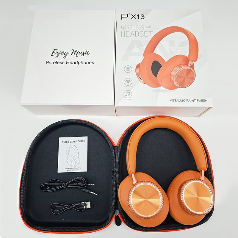 Trådløse over-ear Bluetooth-hodetelefoner med støyreduksjon og etui